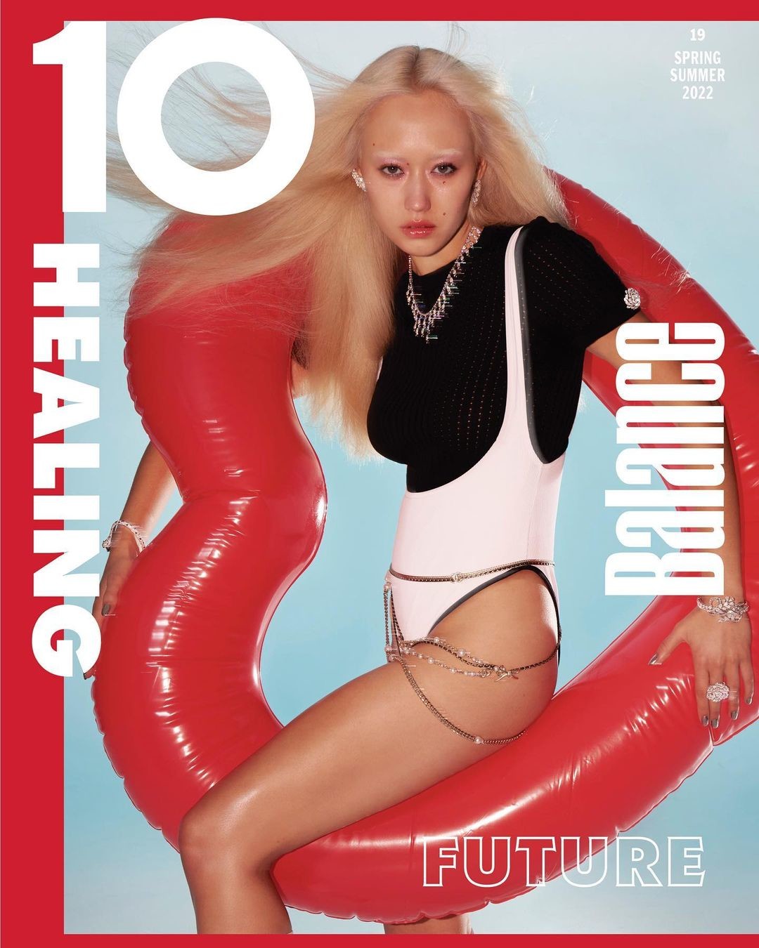 Issue 19: HEALING, BALANCE, FUTURE - 10 Magazine